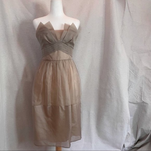 BCBGMAXAZRIA RUNWAY, 4, Silk Cocktail Dress, Like New - Picture 1 of 9